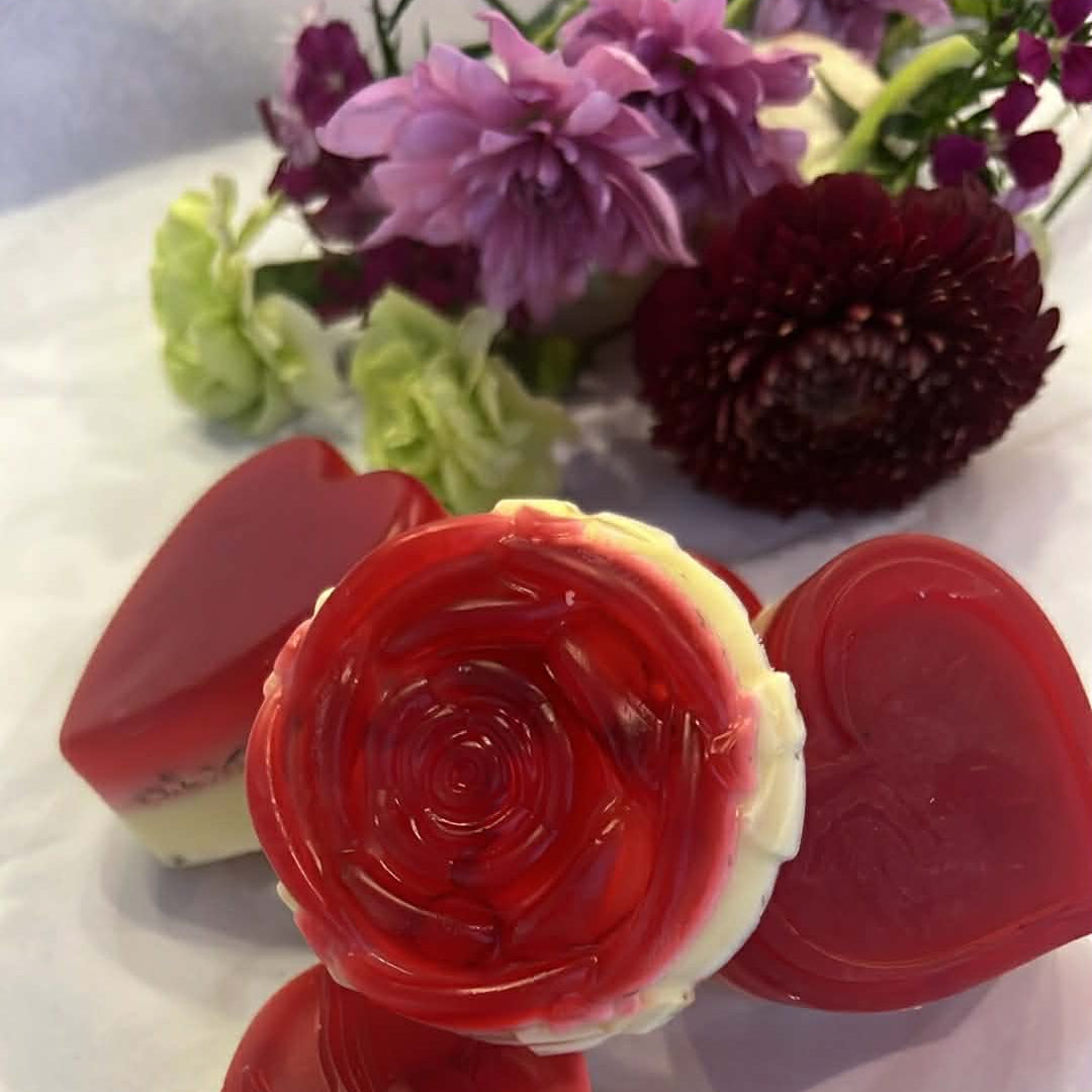 Rose Handmade Soap - Luxurious & Rejuvenating